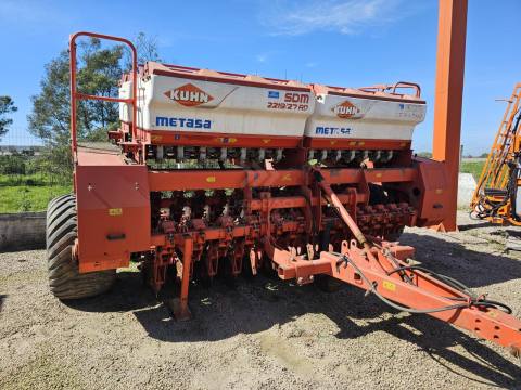 SEMEADEIRA KUHN SDM 2219