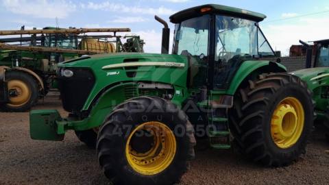 TRATOR JOHN DEERE 7225J ANO 2016