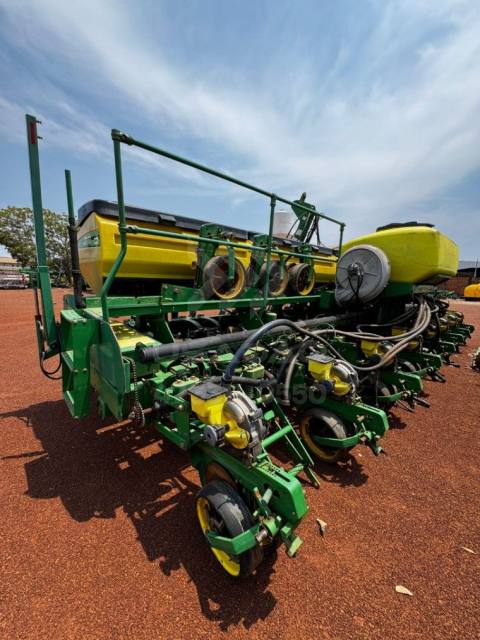 PLANTADEIRA JOHN DEERE 2117