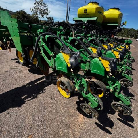 PLANTADEIRA JOHN DEERE DB 50/31L EXACTEMERGE