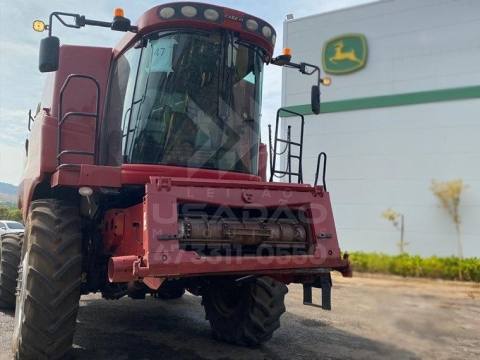 COLHEITADEIRA CASE 8120 COM PLATAFORMA 35 PÉS DRAPPER ANO 2013