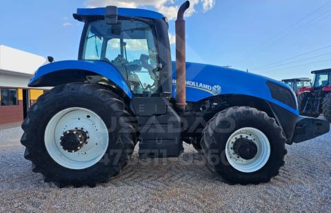 TRATOR NEW HOLLAND T8 385 ANO 2013
