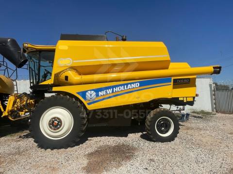 COLHEITADEIRA NEW HOLLAND TX5.90