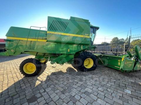 COLHEITADEIRA JOHN DEERE 1175 COM PLATAFORMA 19 PÉS ANO 2010