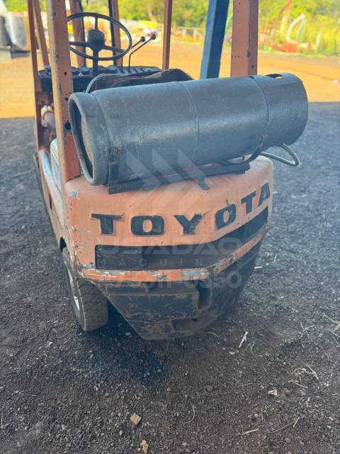 EMPILHADEIRA TOYOTA