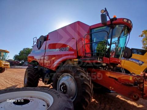 COLHEITADEIRA CASE 9230 COM PLATAFORMA 45 PÉS DRAPPER ANO 2020