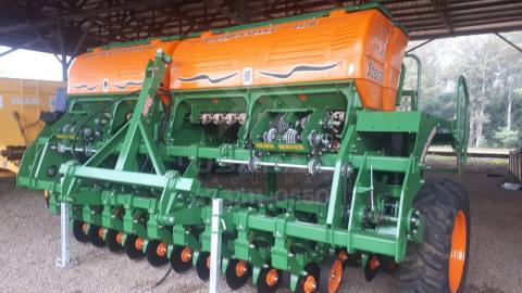 PLANTADEIRA STARA CERES MASTER 3570