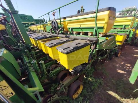 PLANTADEIRA JOHN DEERE 1109