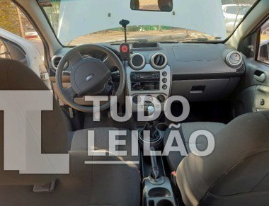 Ford Fiesta Sedan 1.0 Flex 2012