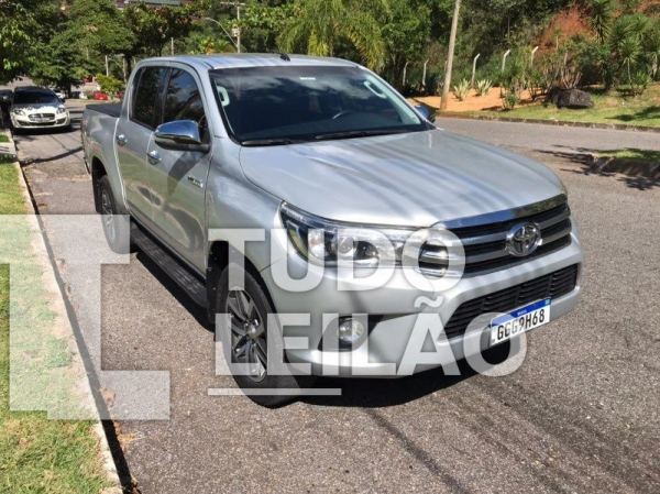 Toyota Hilux CD SR D4 D 4x4 3.0 TDI Dies Diesel 2016