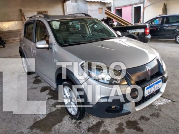 Renault Sandero Stepway Flex 1.6 2013