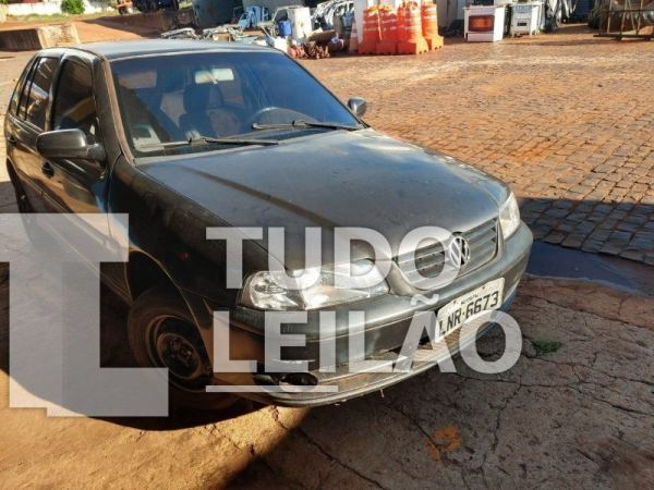 Volkswagen Golf GLX 2.0 Flex 2001