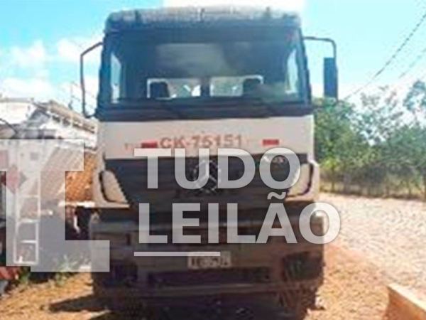 Mercedes Benz Axor 3341 K 6x4 Diesel E5 2019