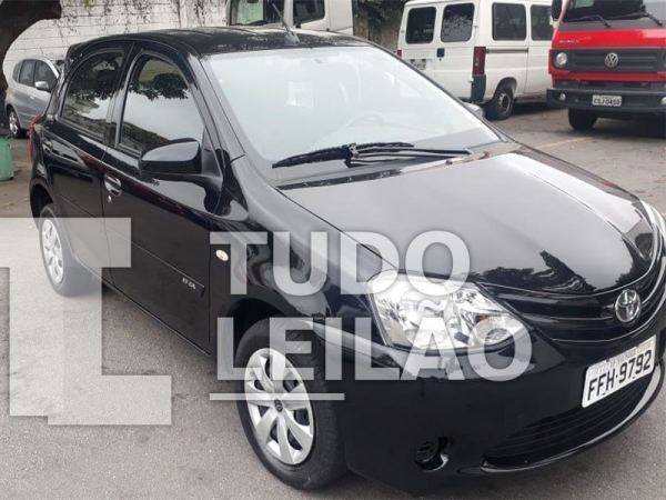 Toyota Etios X 1.3 Flex 2016