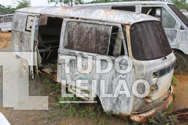 Volkswagen Kombi 1.6 1996 (Sucata)