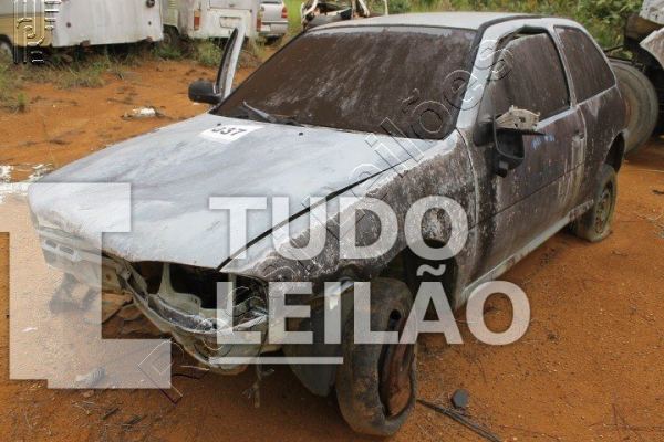 Volkswagen Gol 2002 (Sucata)