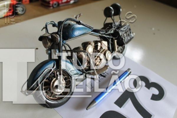 Mini Atura De Moto Metálica